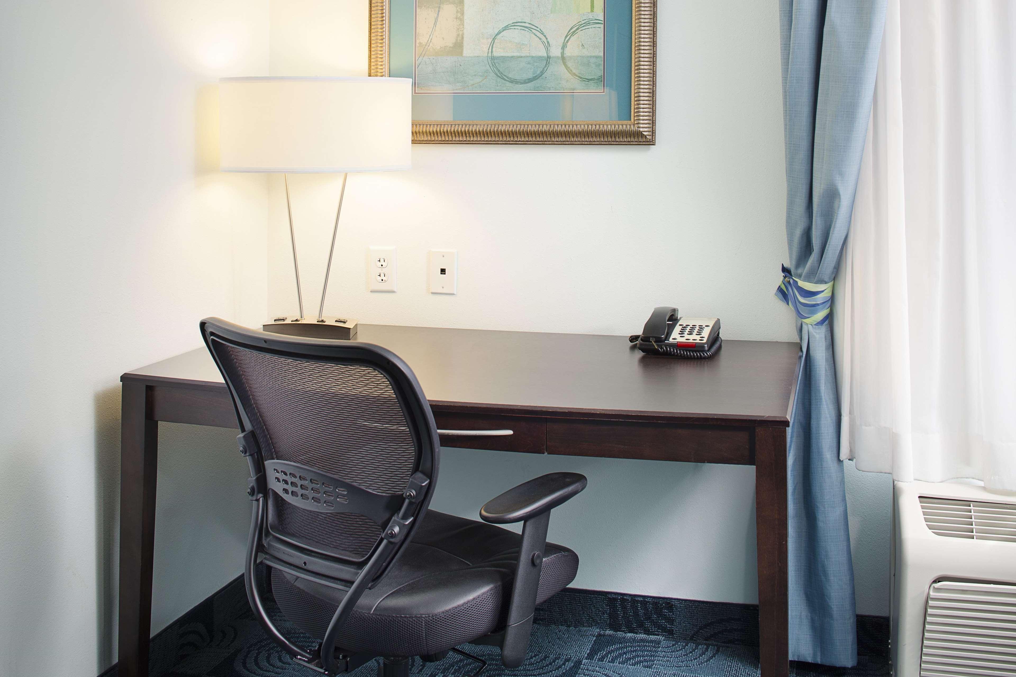 Hampton Inn And Suites Dallas/Lewisville-Vista Ridge Mall Exteriér fotografie