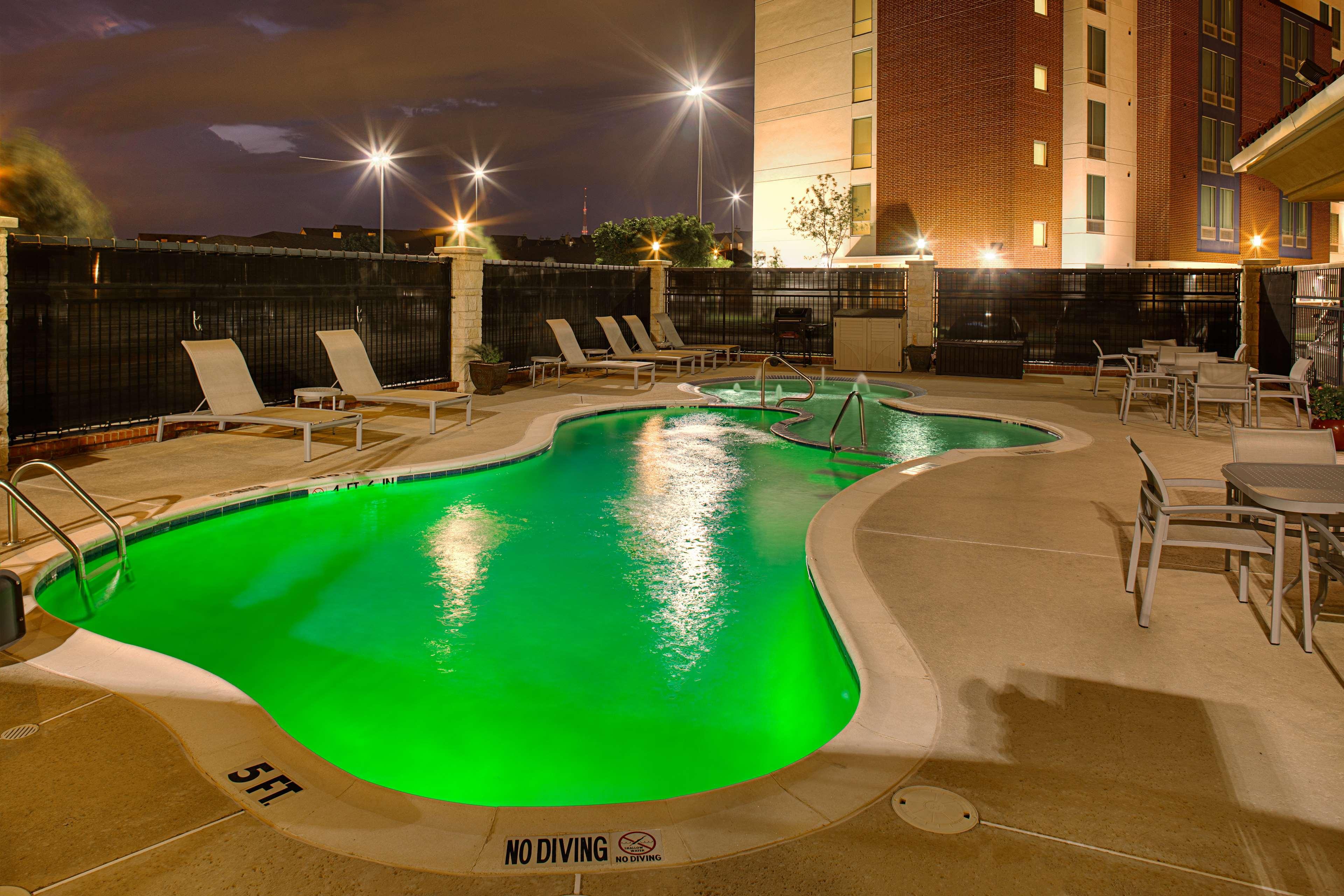 Hampton Inn And Suites Dallas/Lewisville-Vista Ridge Mall Exteriér fotografie